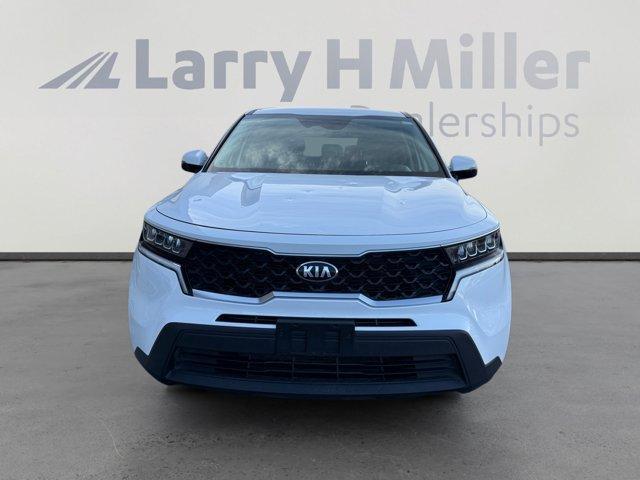 Photo of 2021 Glacial White Pearl Kia Sorento