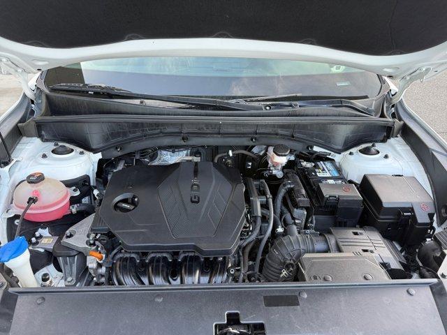Photo of 2021 Glacial White Pearl Kia Sorento
