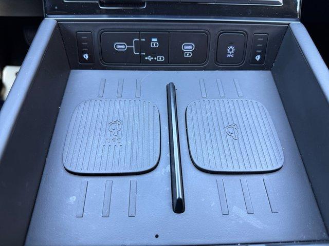 Photo of 2024 White Hyundai SANTA FE