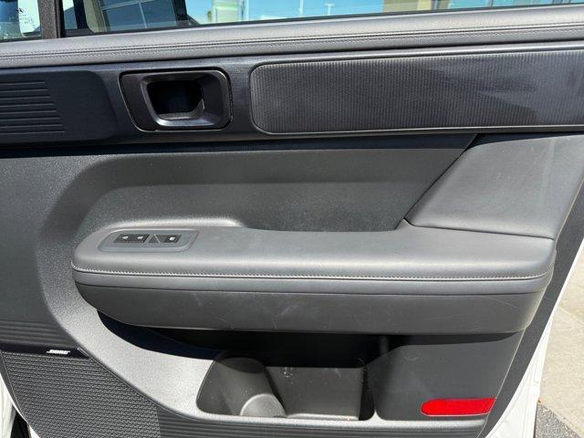 Photo of 2024 White Hyundai SANTA FE
