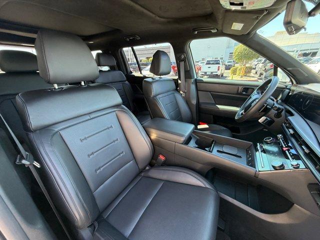 Photo of 2024 White Hyundai SANTA FE