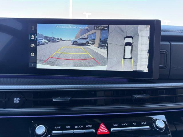 Photo of 2024 White Hyundai SANTA FE