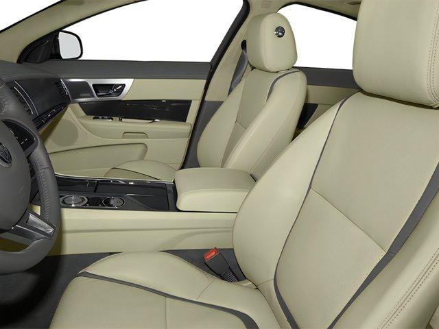 Photo of 2013 British Racing Green Metallic Jaguar XF