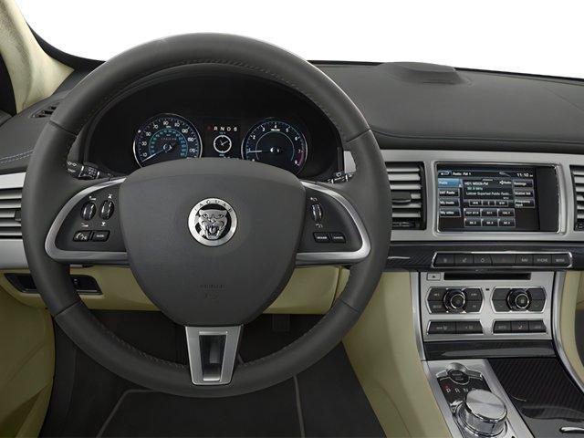 Photo of 2013 British Racing Green Metallic Jaguar XF