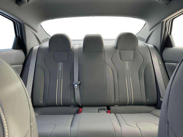 Photo of 2025 White Hyundai ELANTRA