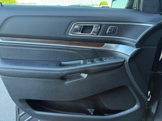 Photo of 2018 Magnetic Metallic Ford Explorer