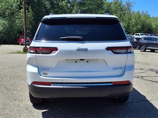 Photo of 2025 Bright White Clearcoat Jeep Grand Cherokee L
