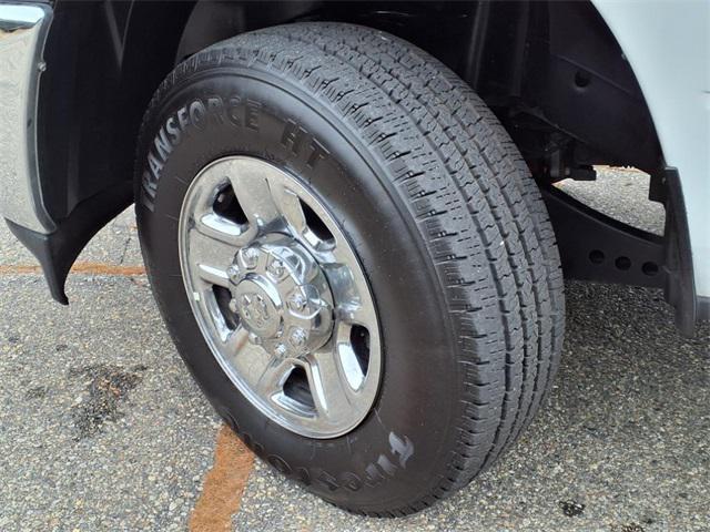 Photo of 2024 Bright White Clearcoat RAM 2500