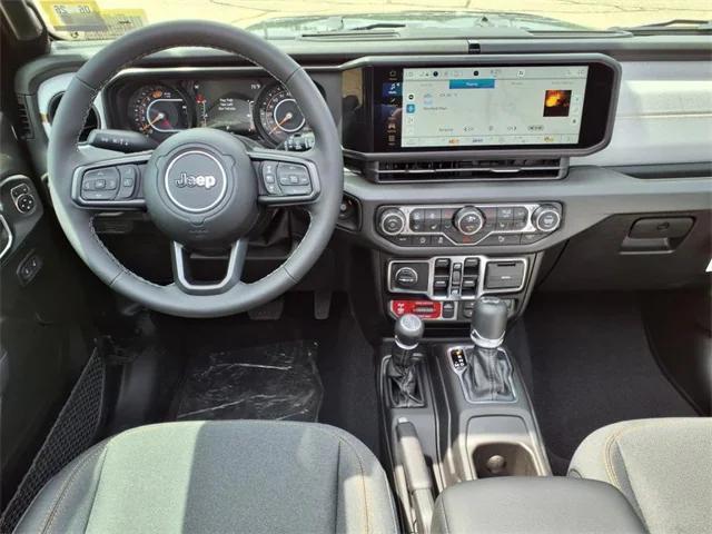 Photo of 2025 Black Clearcoat Jeep Wrangler