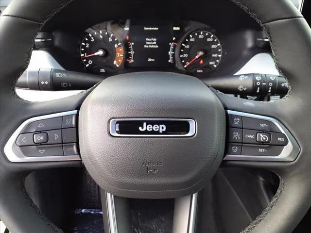 Photo of 2025 Red Hot Pearlcoat Jeep Compass