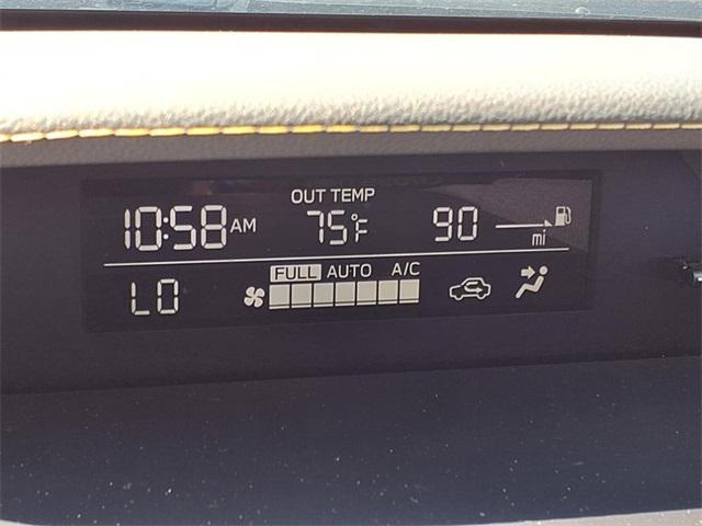 Photo of 2023 Crystal White Pearl Subaru Crosstrek