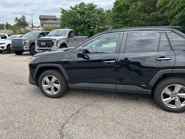 Photo of 2021 Midnight Black Metallic Toyota RAV4 Hybrid