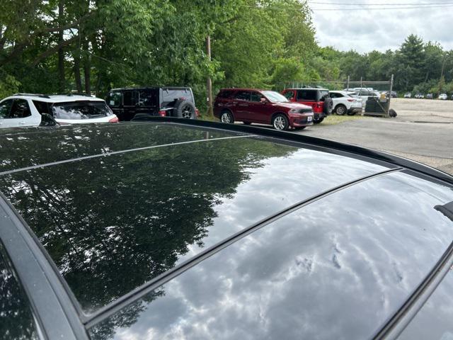 Photo of 2021 Midnight Black Metallic Toyota RAV4 Hybrid