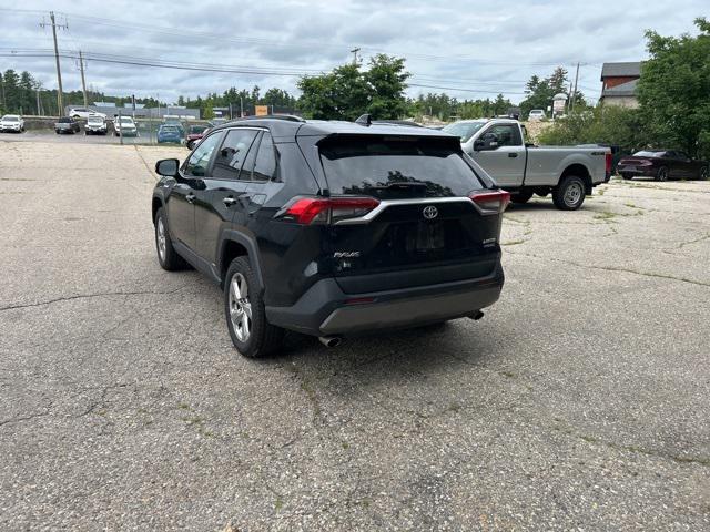 Photo of 2021 Midnight Black Metallic Toyota RAV4 Hybrid