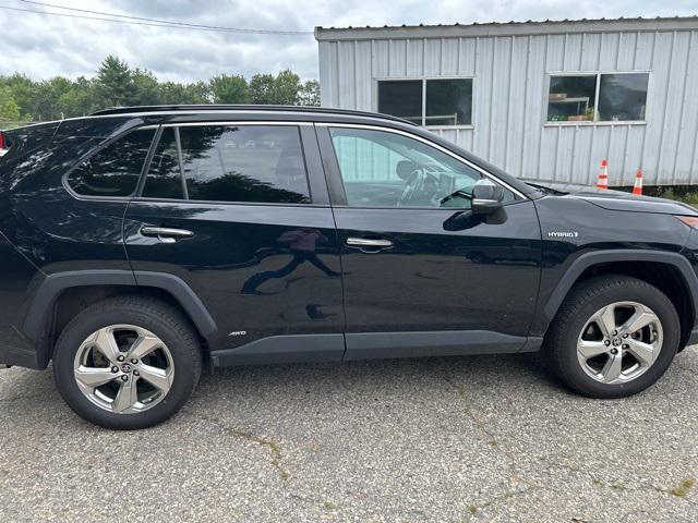 Photo of 2021 Midnight Black Metallic Toyota RAV4 Hybrid