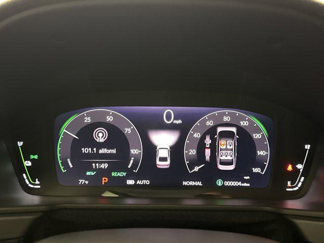 Photo of 2025 Solar Silver Metallic Honda Accord Hybrid