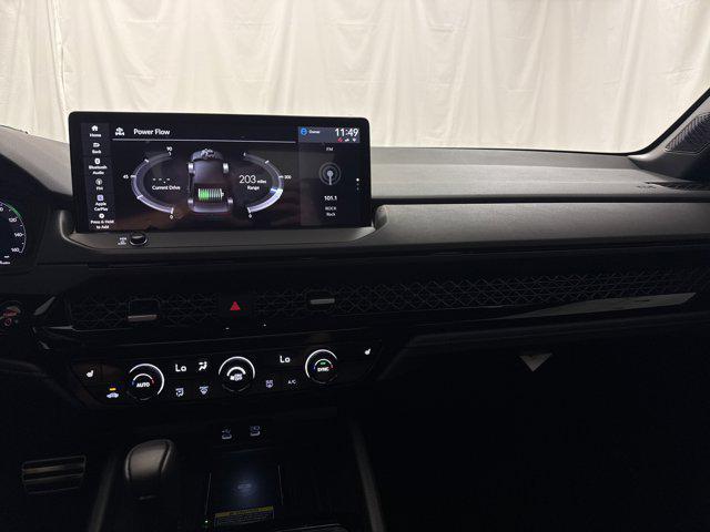 Photo of 2025 Solar Silver Metallic Honda Accord Hybrid