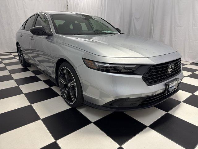 Photo of 2025 Solar Silver Metallic Honda Accord Hybrid