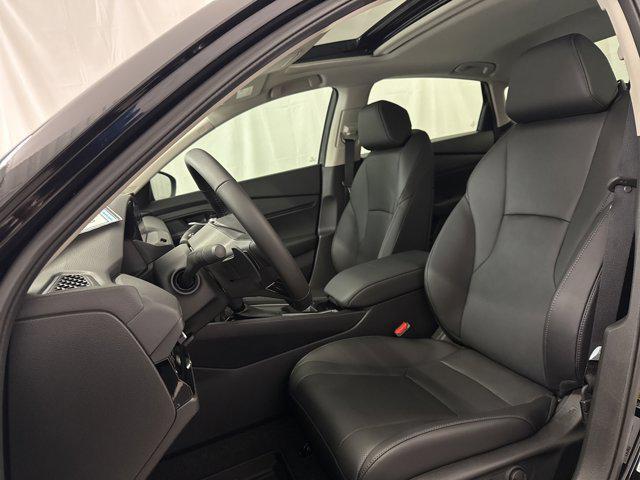 Photo of 2025 Crystal Black Pearl Honda Accord Hybrid