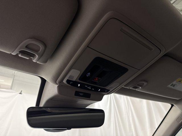 Photo of 2025 Crystal Black Pearl Honda Accord Hybrid