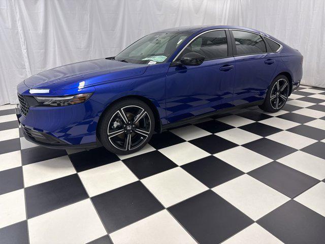 Photo of 2025 Still Night Pearl Honda Accord Hybrid