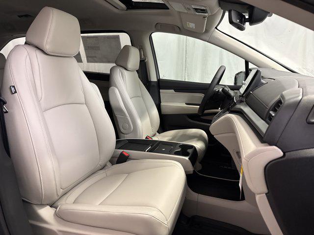 Photo of 2026 Smoke Blue Pearl Honda Odyssey