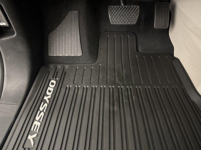 Photo of 2026 Smoke Blue Pearl Honda Odyssey