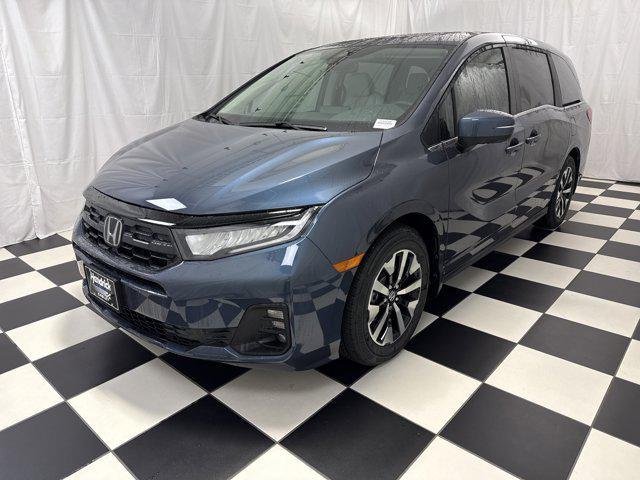 Photo of 2026 Smoke Blue Pearl Honda Odyssey