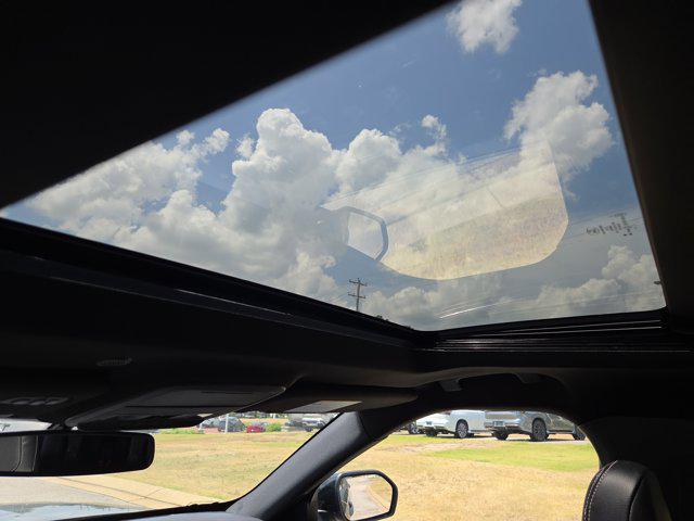 Photo of 2023 Carbonized Gray Metallic Ford Explorer