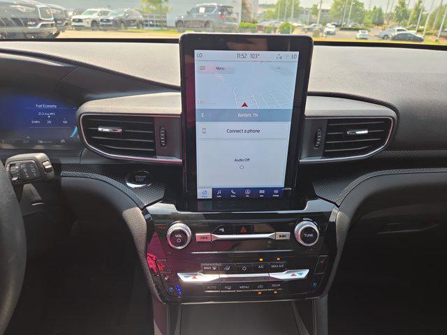 Photo of 2023 Carbonized Gray Metallic Ford Explorer