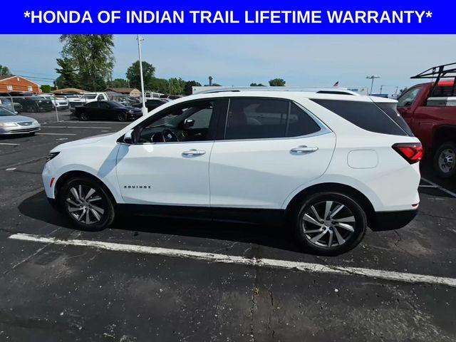 Photo of 2022 Summit White Chevrolet Equinox