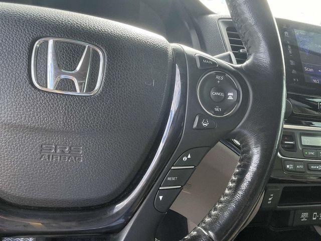 Photo of 2019 Platinum White Honda Ridgeline