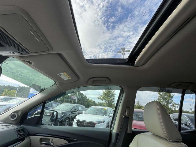 Photo of 2019 Platinum White Honda Ridgeline