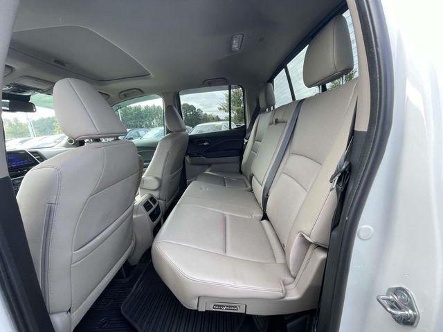 Photo of 2019 Platinum White Honda Ridgeline