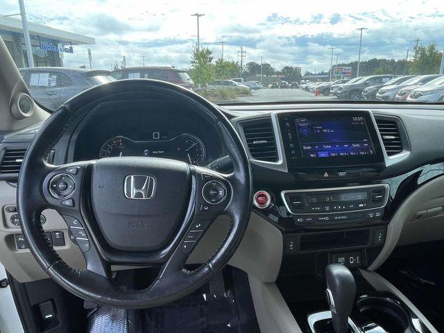 Photo of 2019 Platinum White Honda Ridgeline