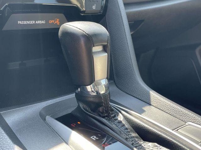 Photo of 2018 Taffeta White Honda Civic