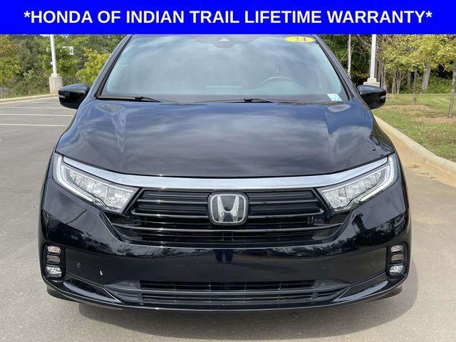 Photo of 2024 Crystal Black Pearl Honda Odyssey