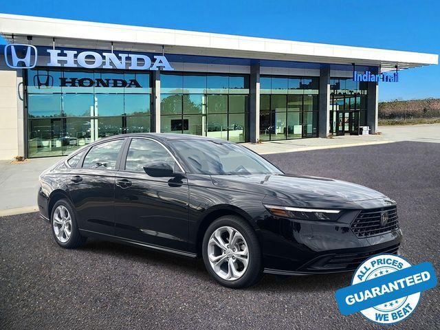 Photo of 2025 Still Night Pearl Honda Accord