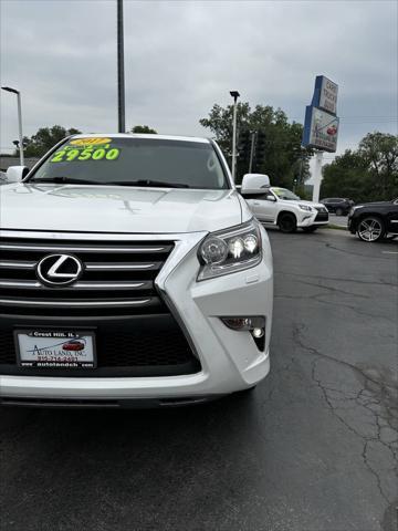 Photo of 2017 White Lexus GX 460