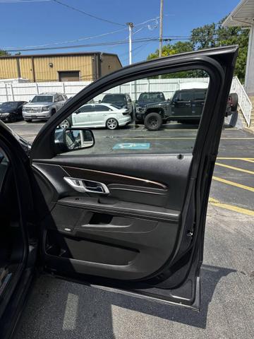Photo of 2016 Charcoal GMC Terrain