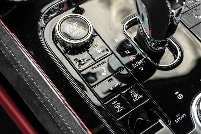 Photo of 2022 WHITE Bentley Continental GT