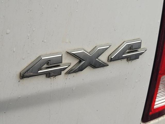 Photo of 2015 Bright White Clearcoat RAM 2500