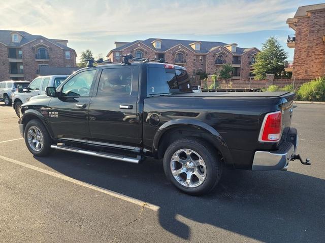 Photo of 2018 Brilliant Black Crystal Pearlcoat RAM 1500