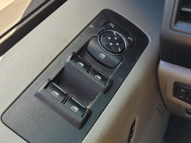 Photo of 2019 OXFORD WHITE Ford F-150