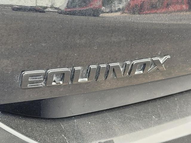 Photo of 2024 Mosaic Black Metallic Chevrolet Equinox