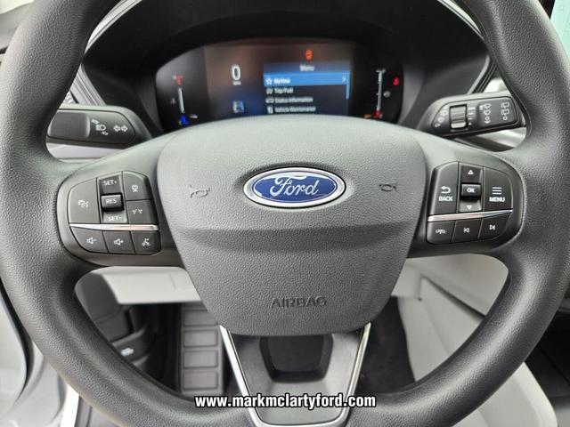 Photo of 2025 OXFORD WHITE Ford Escape