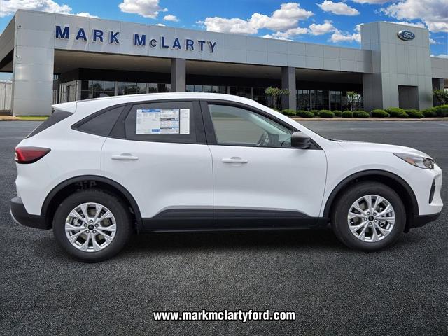 Photo of 2025 OXFORD WHITE Ford Escape
