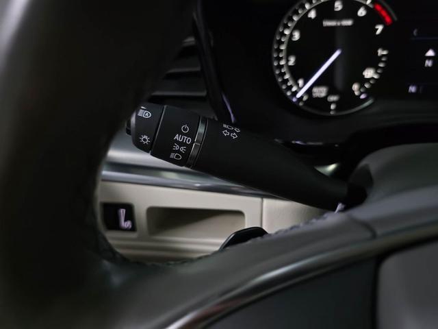 Photo of 2020 Manhattan Noir Metallic Cadillac XT5