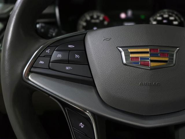 Photo of 2020 Manhattan Noir Metallic Cadillac XT5