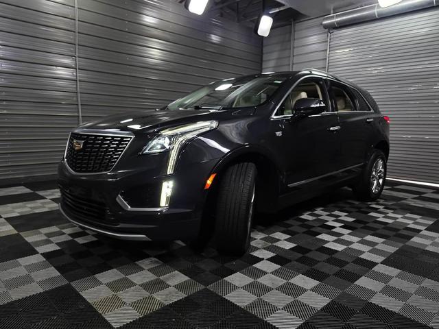 Photo of 2020 Manhattan Noir Metallic Cadillac XT5